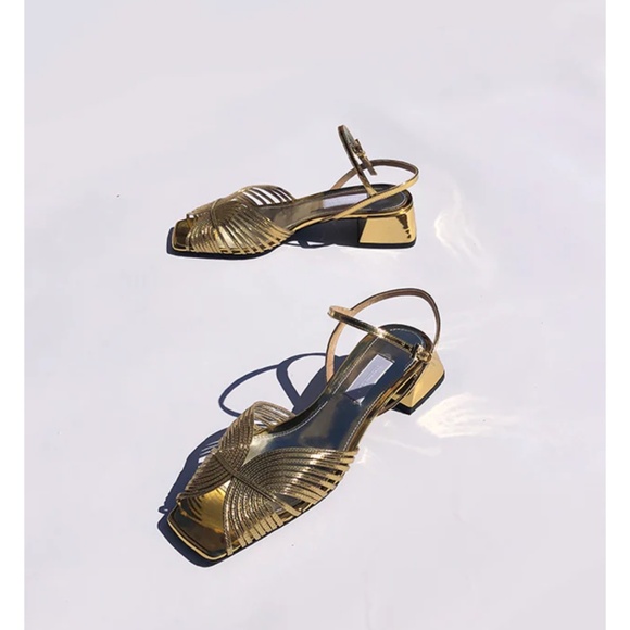 Suzanne Rae low 70’s sandal in gold - Picture 1 of 6